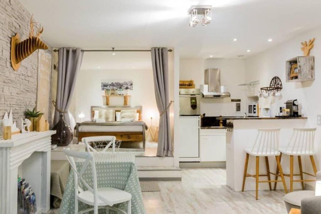Un Cottage Alpin Chaleureux Dans Le Coeur D Annecy Avec 2 Velos Экстерьер фото